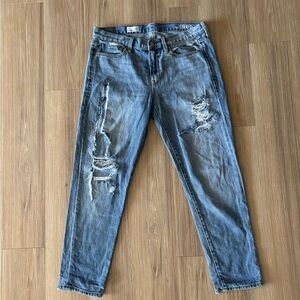 GAP Jeans 1969 Sexy Boyfriend Light Wash Distressed Women 28/6 90s Grunge Skater